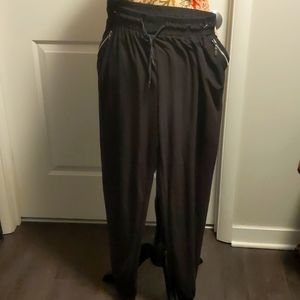 Black joggers size L